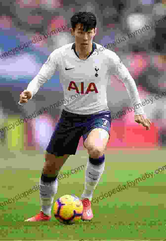 Son Heung Min Playing Football Son Heung Min (Ultimate Football Heroes The No 1 Football Series): Collect Them All